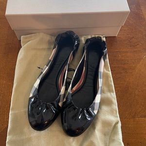 Burberry Flats